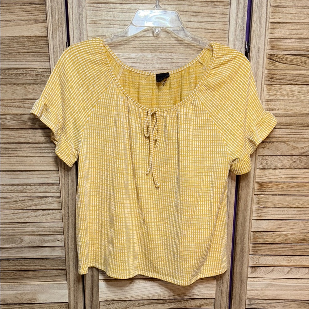 W5 Yellow Checkered Short Sleeve Blouse Size M
